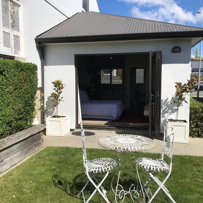 Private, Tasteful Studio Apartment Wanaka Exterior photo